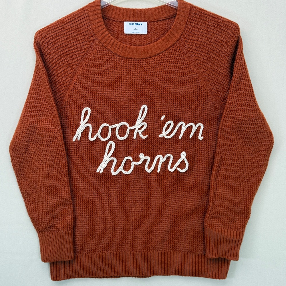 DIY Hook em Horns Chain Crochet SM Old Navy SoSoft Crew-Neck Tunic Sweater